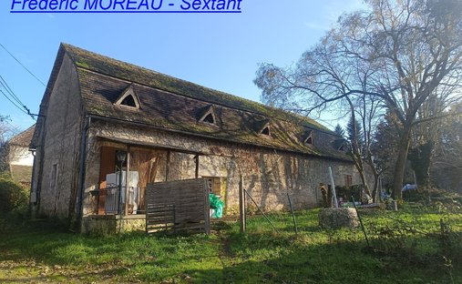 16th C Castle With Outbuildings, Perfectly Renovated