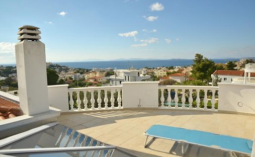 House in Saronida, Attica, Greece 1