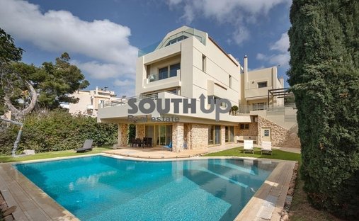 House in Saronida, Attica, Greece 1