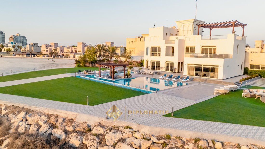 Villa in Al Hamra Village, Ras al-Khaimah Emirate, United Arab Emirates 2 - 16824580