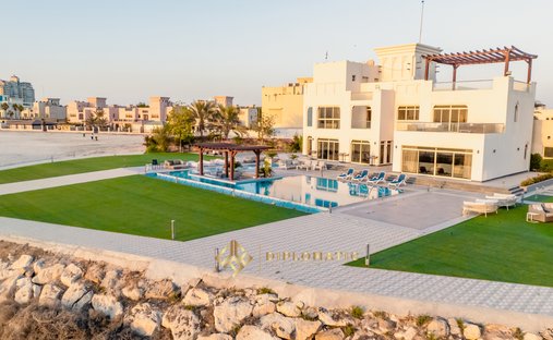 Villa in Al Jazirah Al Hamra, Ras al Khaimah, United Arab Emirates 1