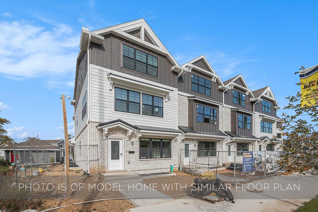 House in South Bend, Indiana, United States 1 - 16824746