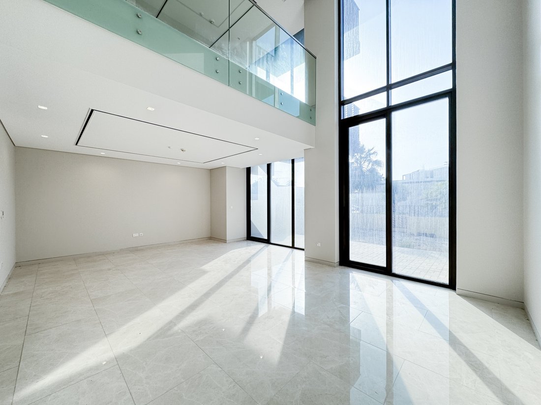 Villa in Jumeirah Bay, Dubai, United Arab Emirates 3 - 16826076