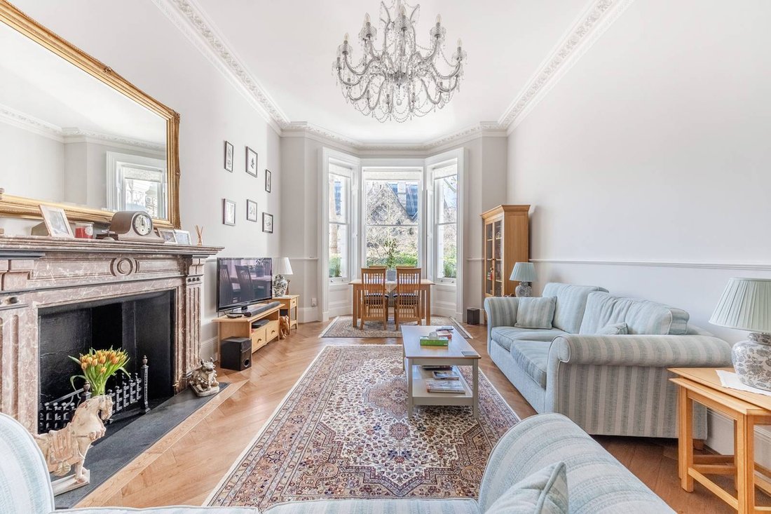 Apartment in Earls Court, Kensington And Chelsea, England 3 - 15601253