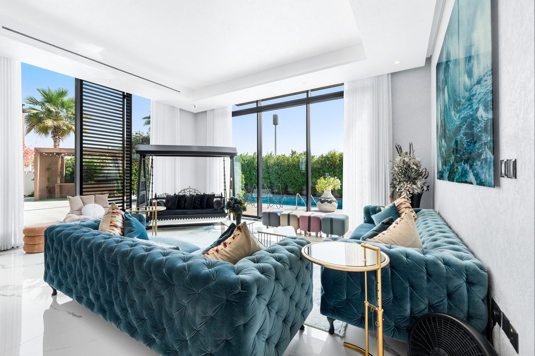 Villa in Pearl Jumeirah, Dubai, United Arab Emirates 2 - 16826071