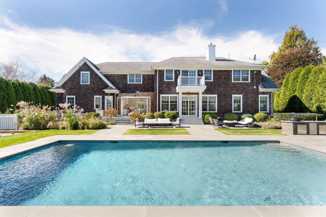 Southampton, New York, United States 2 - 16826858