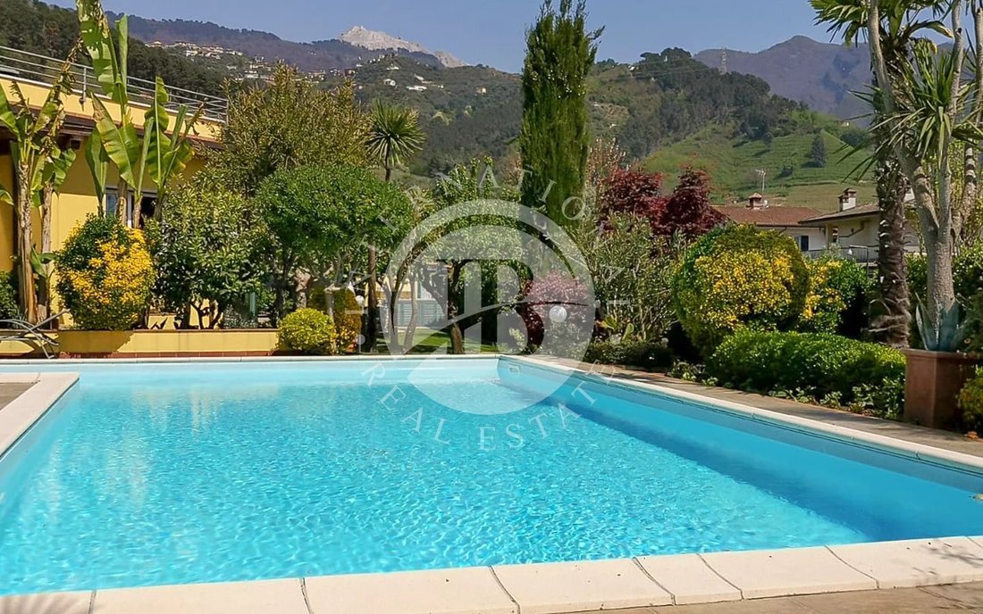 Villa in Capanne-Prato-Cinquale, Montignoso, Tuscany 3 - 16826020