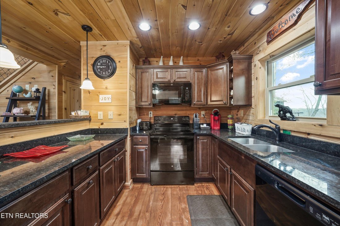 House in Sevierville, Tennessee, United States 3 - 16826985