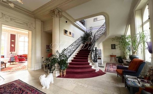 19 Th C. Chateau With Outbuildings And Pool