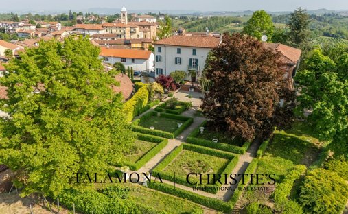 Castle for Sale in Piedmont, Italy