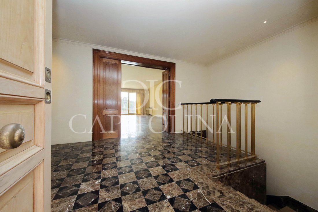 Villa in Farnesina - Camilluccia, Rome, Italy 3 - 16825065