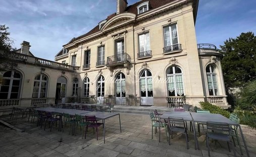 19 Th C. Chateau With Outbuildings And Pool