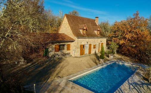 House in Sauliac-sur-Cele, Occitania, France 1