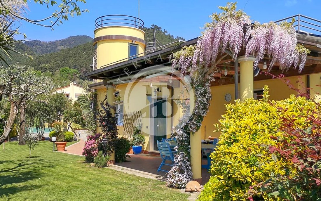 Villa in Capanne-Prato-Cinquale, Montignoso, Tuscany 2 - 16826020