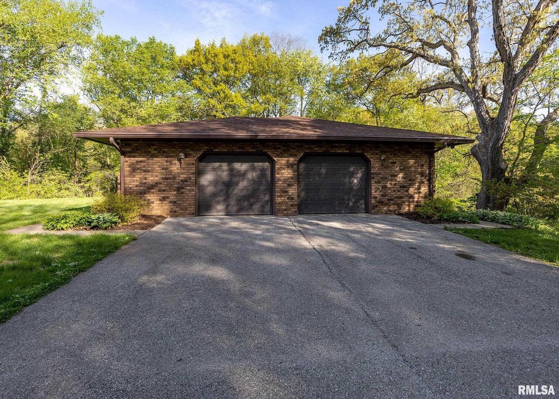 House in Port Byron, Illinois, United States 3 - 16826692