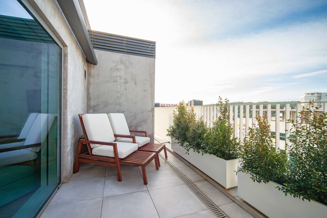 Curated visual reference: Penthouses With Wide Open Spaces Reference: Three Bedroom Penthouse With A Terrace With Wide In Campolide