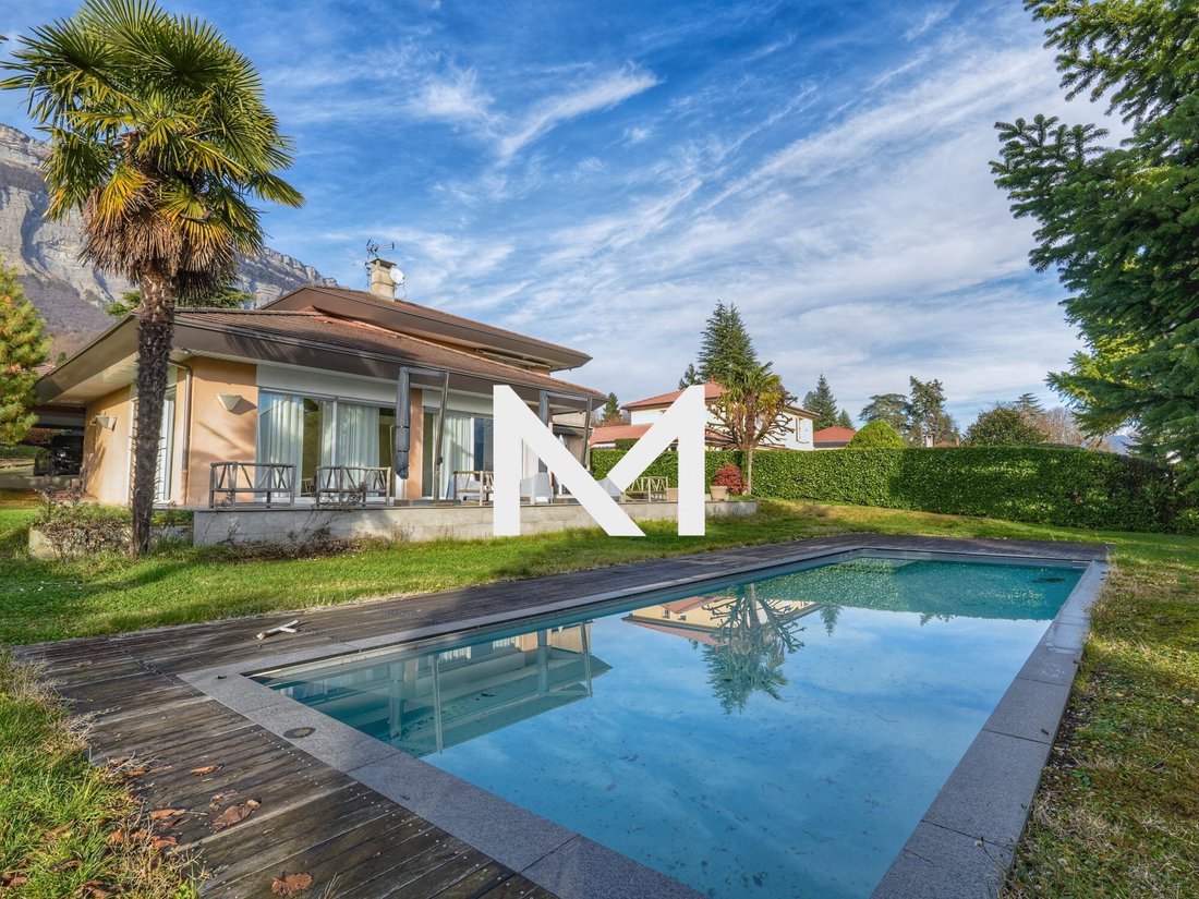 Villa in Bealieres, Meylan, France 1 - 16827468