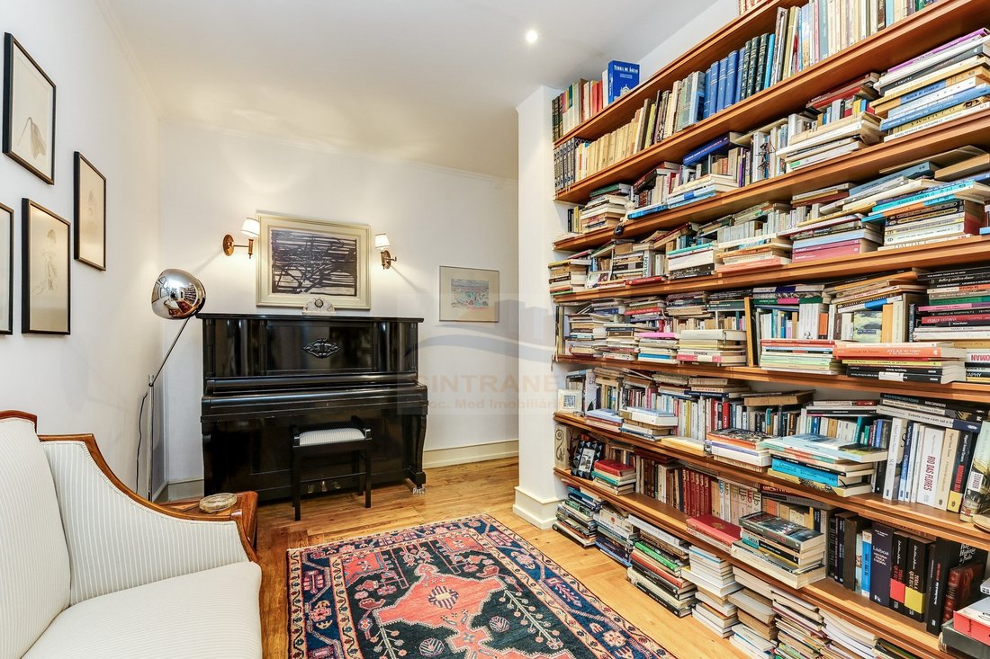 Apartment in Arroios, Lisbon, Portugal 1 - 16825991