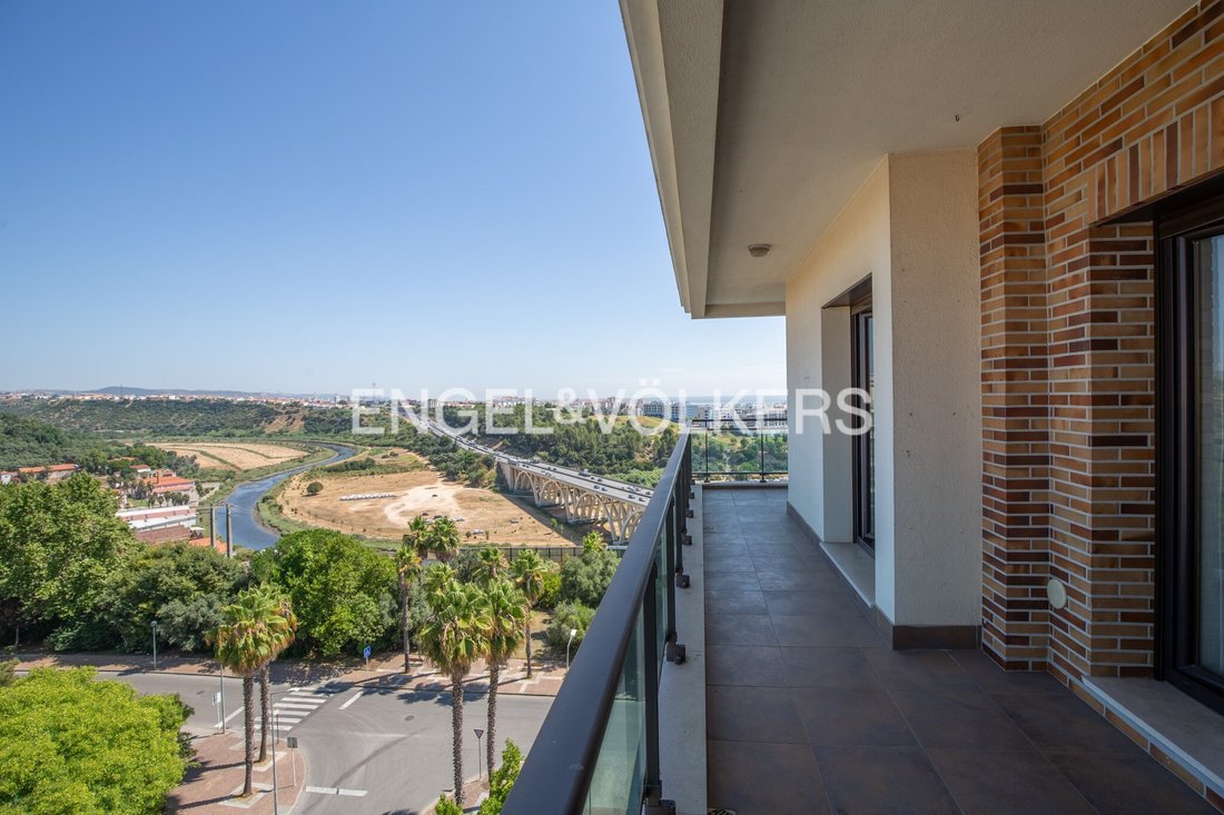 Apartment in Sacavem, Lisbon, Portugal 2 - 16826006