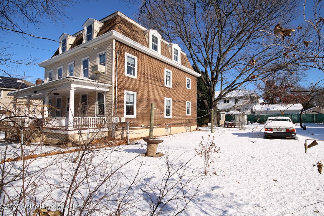 House in New York, New York, United States 2 - 16825161