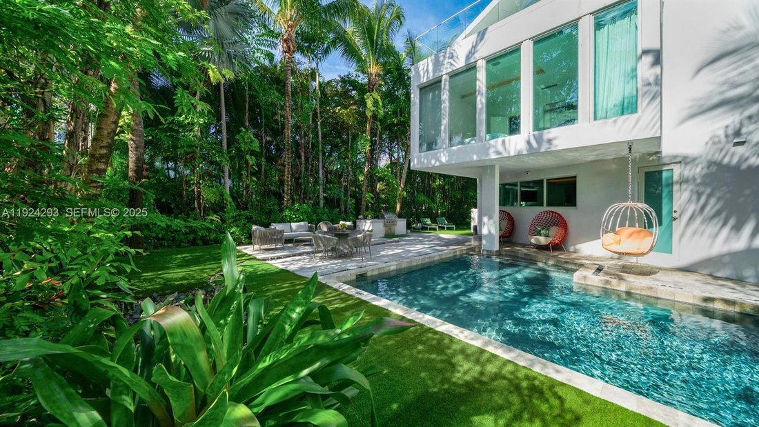 House in Golden Beach, Florida, United States 2 - 16825323