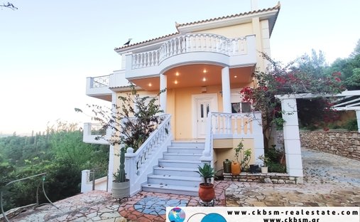 Villa in Koroni Municipal Unit, Peloponnese, Western Greece and the Ionian, Greece 1