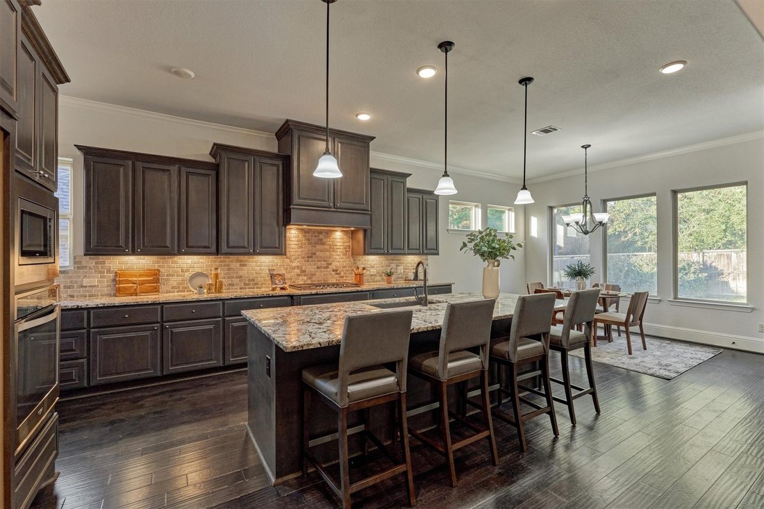 House in Pinehurst, Texas, United States 4 - 16826974