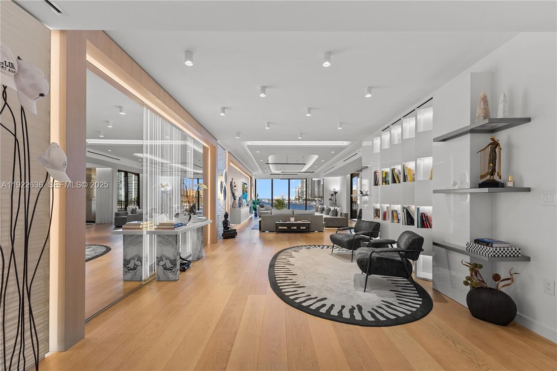 Condo in Miami Beach, Florida, United States 3 - 16826844