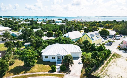 House in Marsh Harbour, Central Abaco, The Bahamas 1