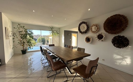 Castle for Sale in Pau, Nouvelle-Aquitaine, France