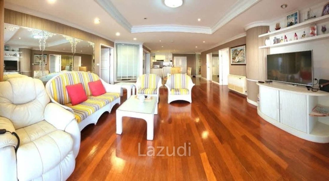 Apartment in Pattaya City, Chon Buri, Thailand 1 - 16825591