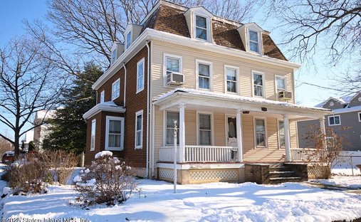 House in New York, New York, United States 1