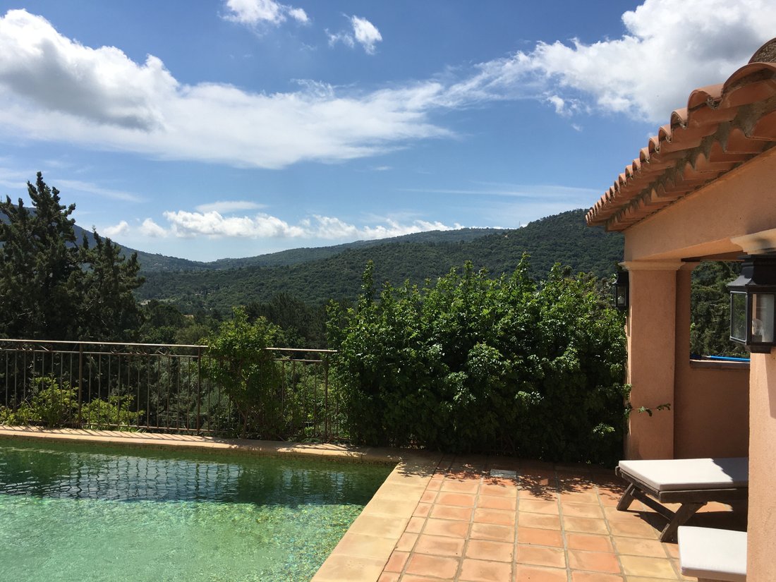 Villa in Le Plan-de-la-Tour, Provence-Alpes-Côte d'Azur, France 1 - 16826223