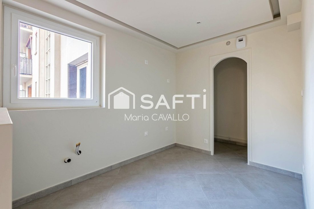 Apartment in Nationale-Deux Moulins, Paris 13e Arrondissement, Paris 4 - 16159917