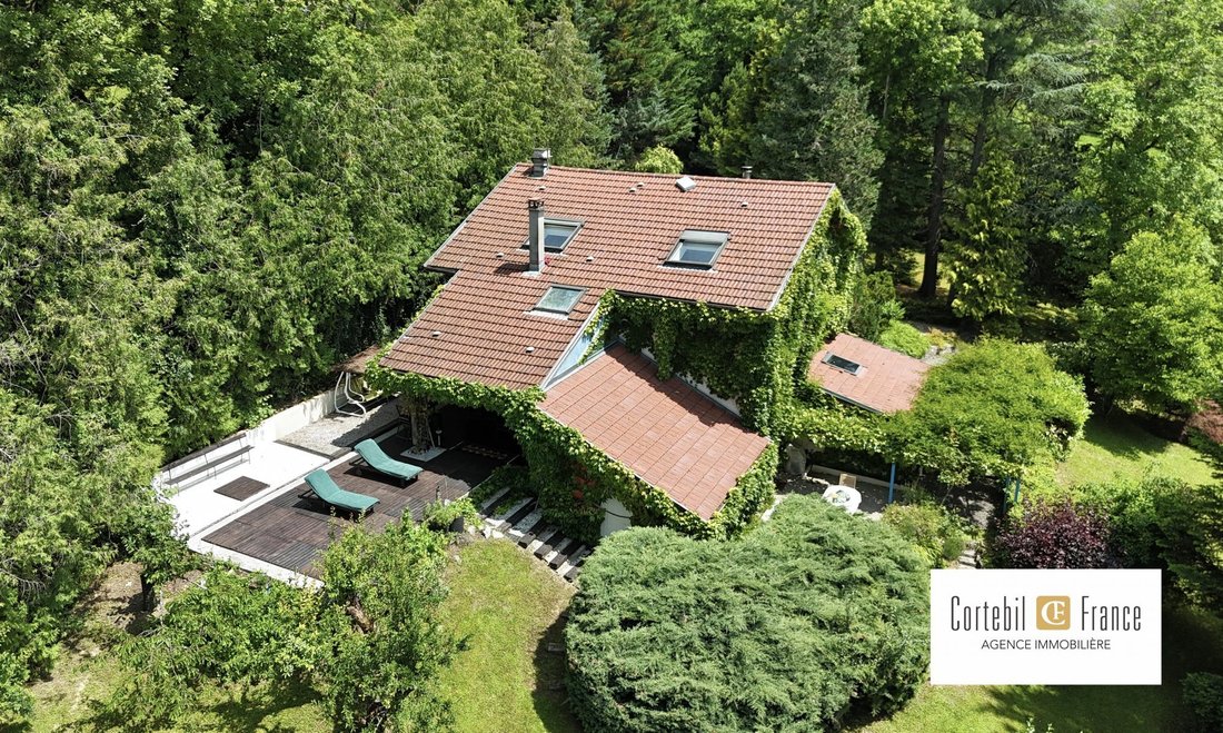 Villa in Copponex, Auvergne-Rhône-Alpes, France 2 - 16827472