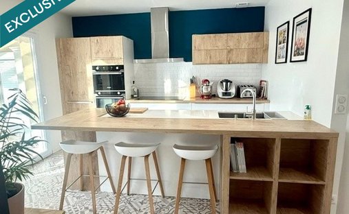 Castle for Sale in Oigny-en-Valois, Hauts-de-France, France