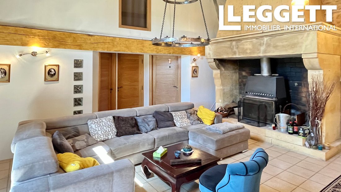 House in Sarlat-la-Canéda, Nouvelle-Aquitaine, France 4 - 16826647