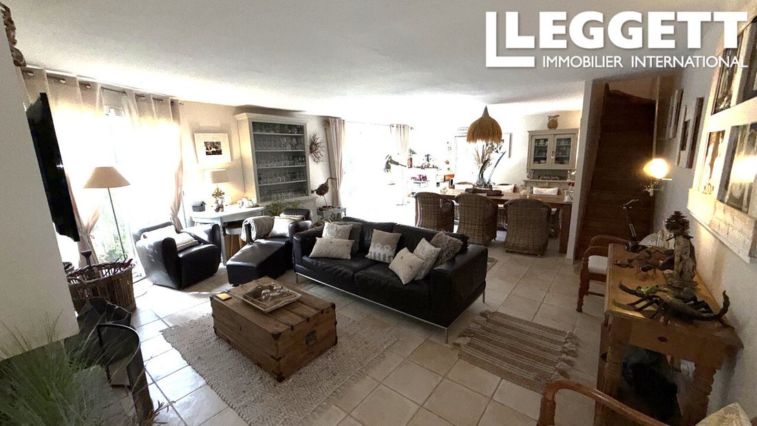 Villa in Cotignac, Provence-Alpes-Côte d'Azur, France 5 - 16826648
