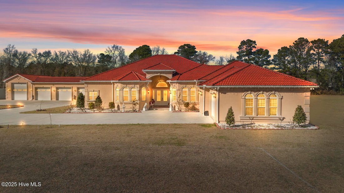 House in Pumpkin Center, North Carolina, United States 2 - 16826640