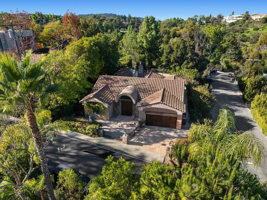 House in Los Angeles, California, United States 1 - 16826511