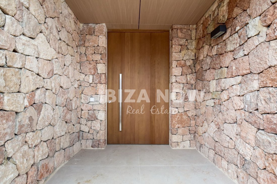 Villa in Santa Eularia des Riu, Balearic Islands, Spain 4 - 16825379
