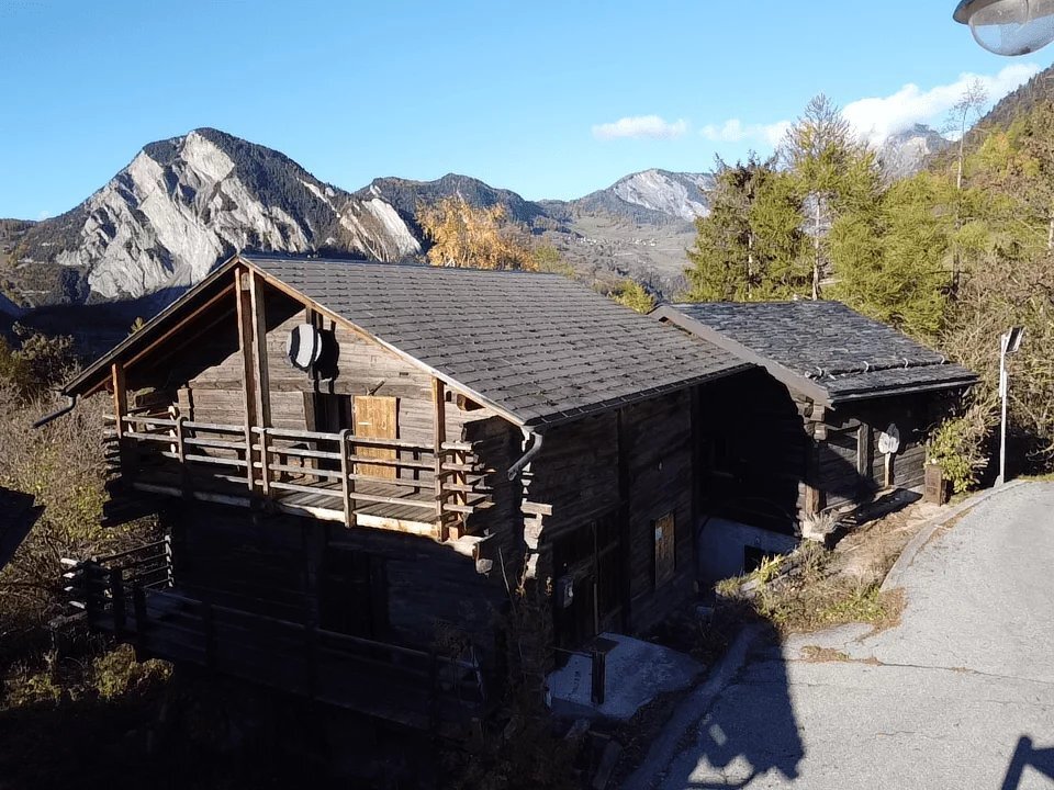 Set Of Two Traditional Mazots With Panoramic Views