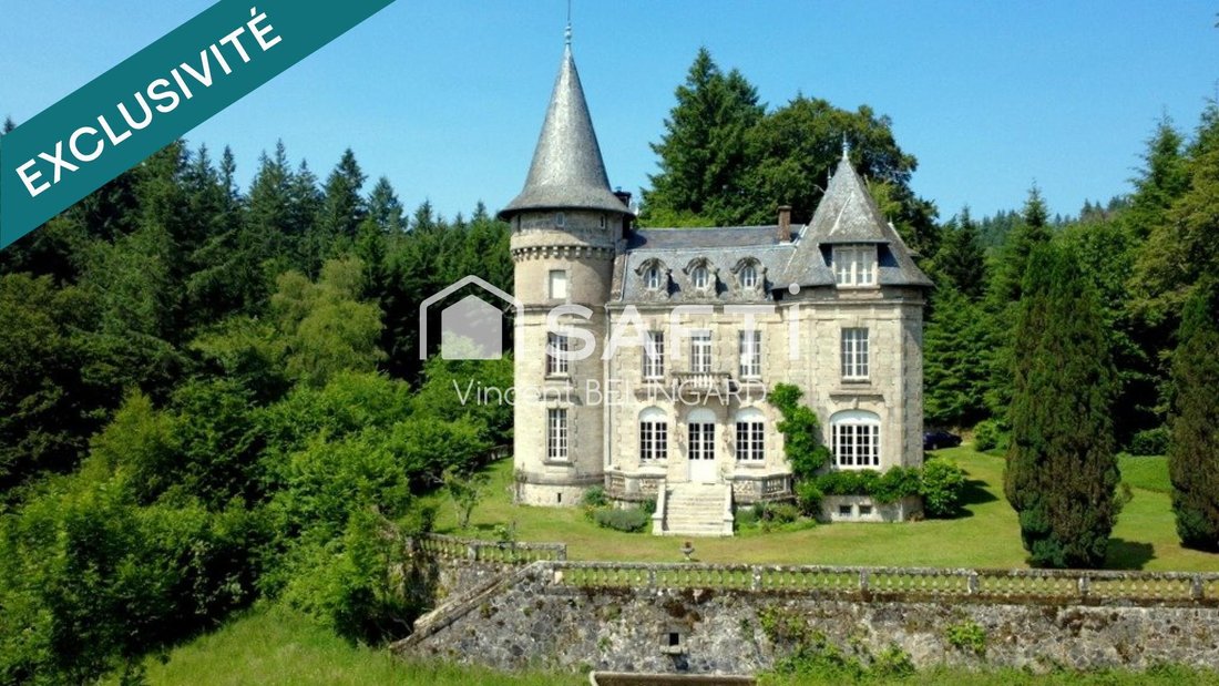 House in Chaumeil, Nouvelle-Aquitaine, France 1 - 16826498