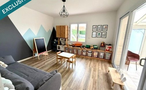 Castle for Sale in Oigny-en-Valois, Hauts-de-France, France