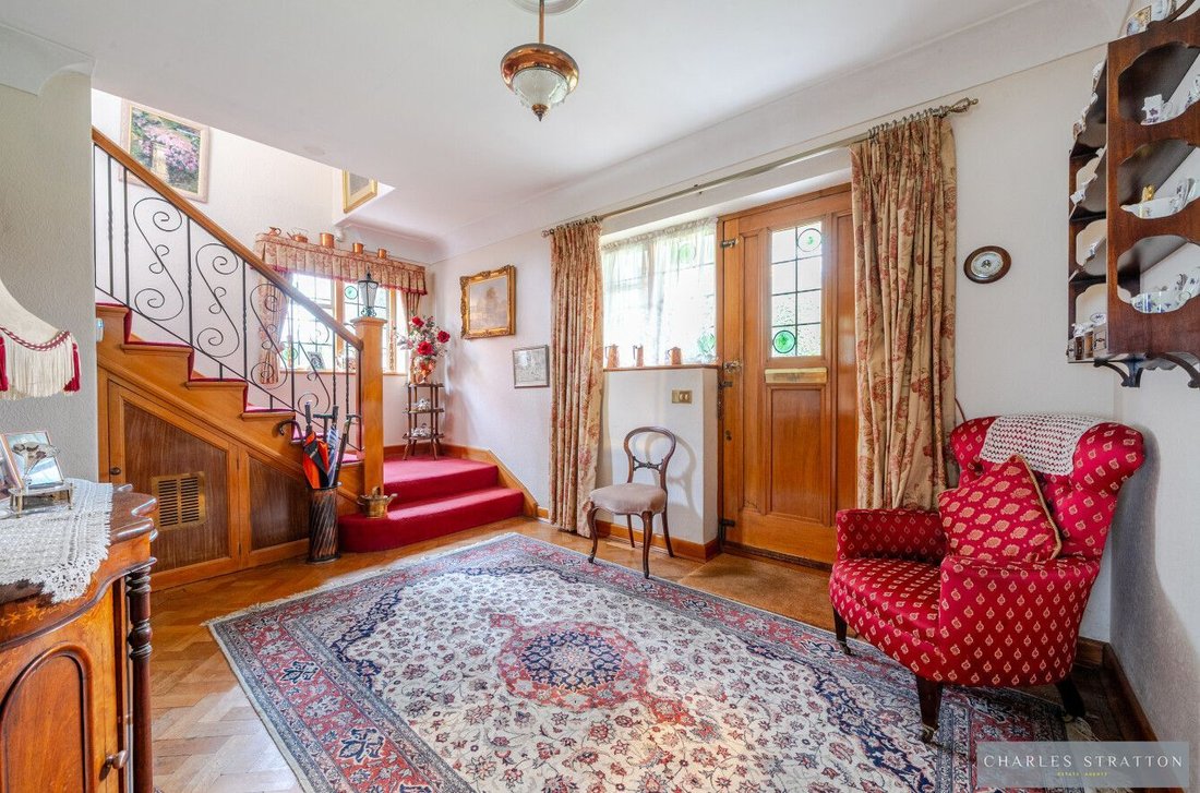 House in Gidea Park, Romford, England 2 - 16825033