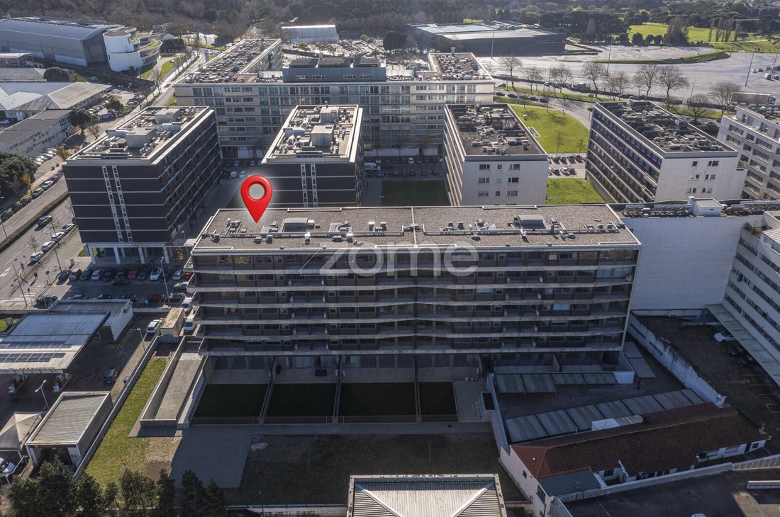 Apartment in Matosinhos e Leca da Palmeira, Porto District, Portugal 1 - 16826860