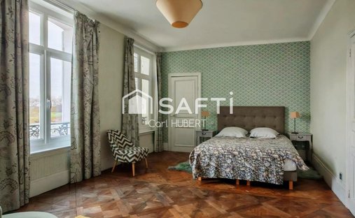 Castle for Sale in Saint-Valery-sur-Somme, Hauts-de-France, France