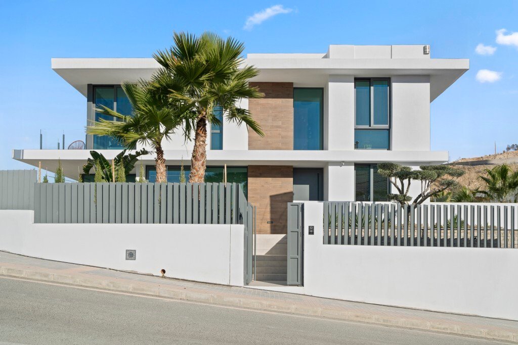 Villa in Benidorm, Valencian Community, Spain 1 - 16826464