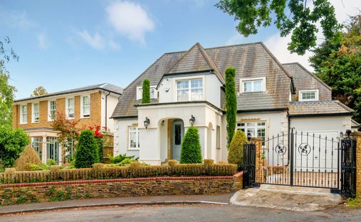 Haus in London Borough of Barnet, England 1