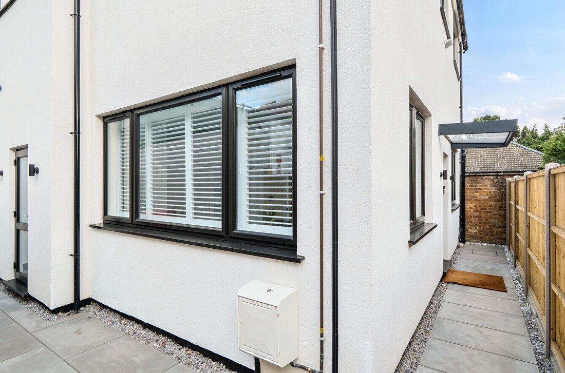 House in Mill Hill, Barnet, England 4 - 16824898